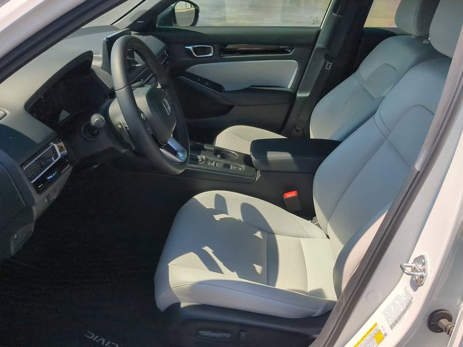 Used 2025 Honda Civic Sport Touring image 14