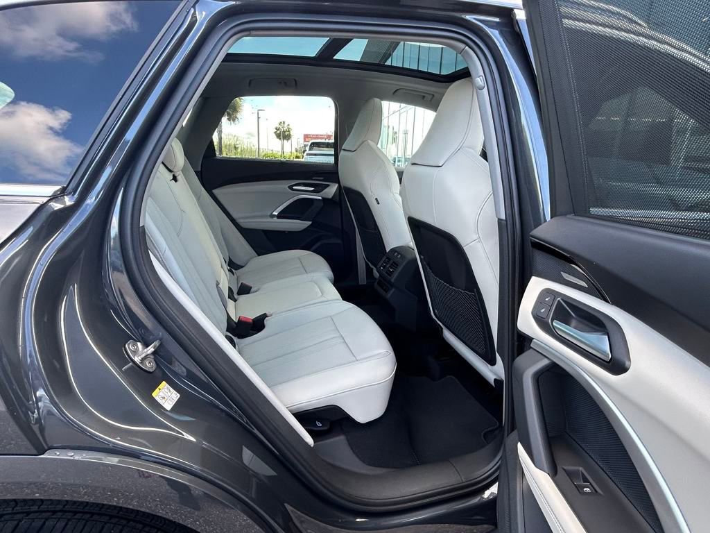 New 2025 Audi Q5 Premium Plus image 46