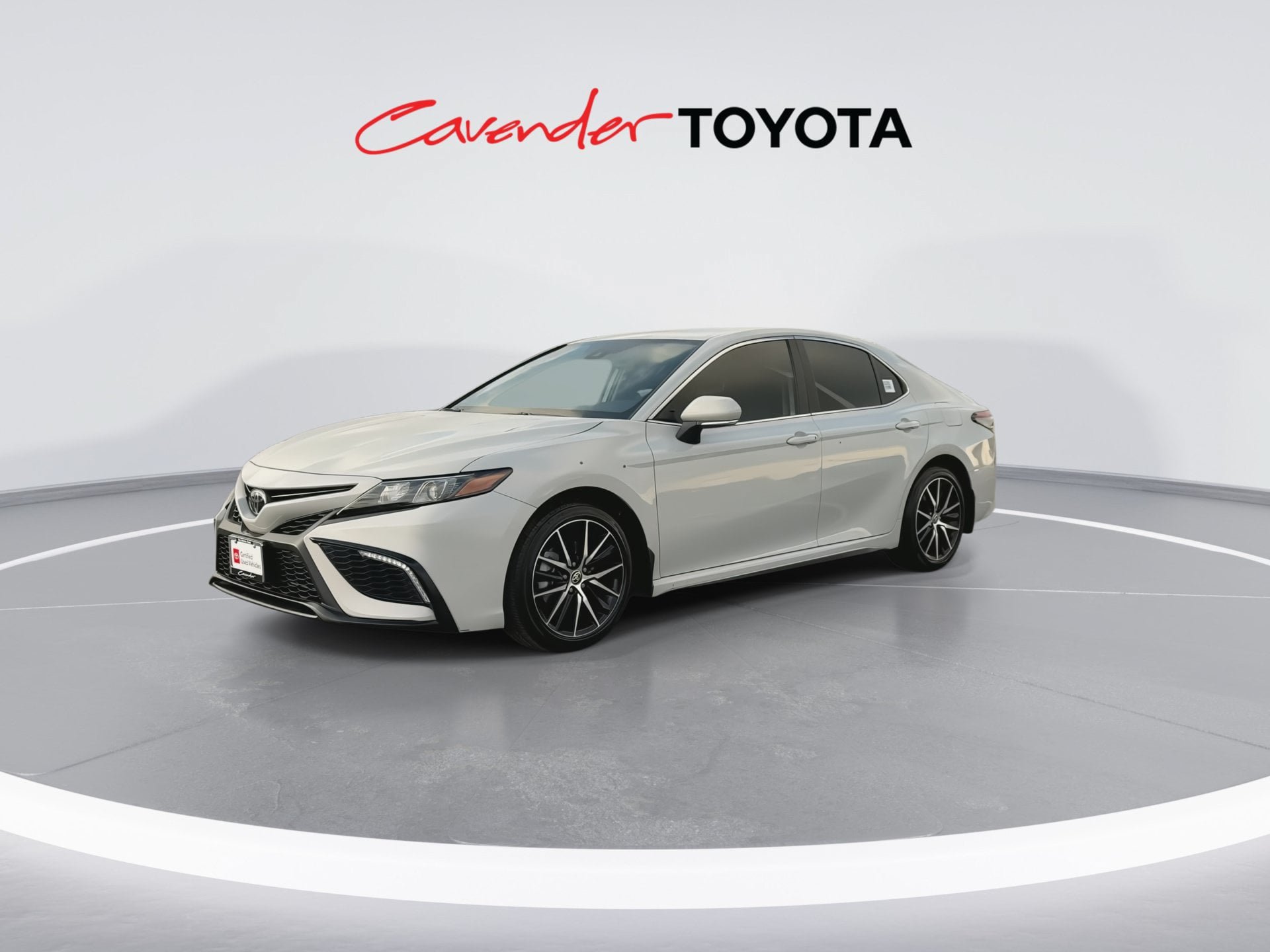 Certified 2024 Toyota Camry SE FWD image 4