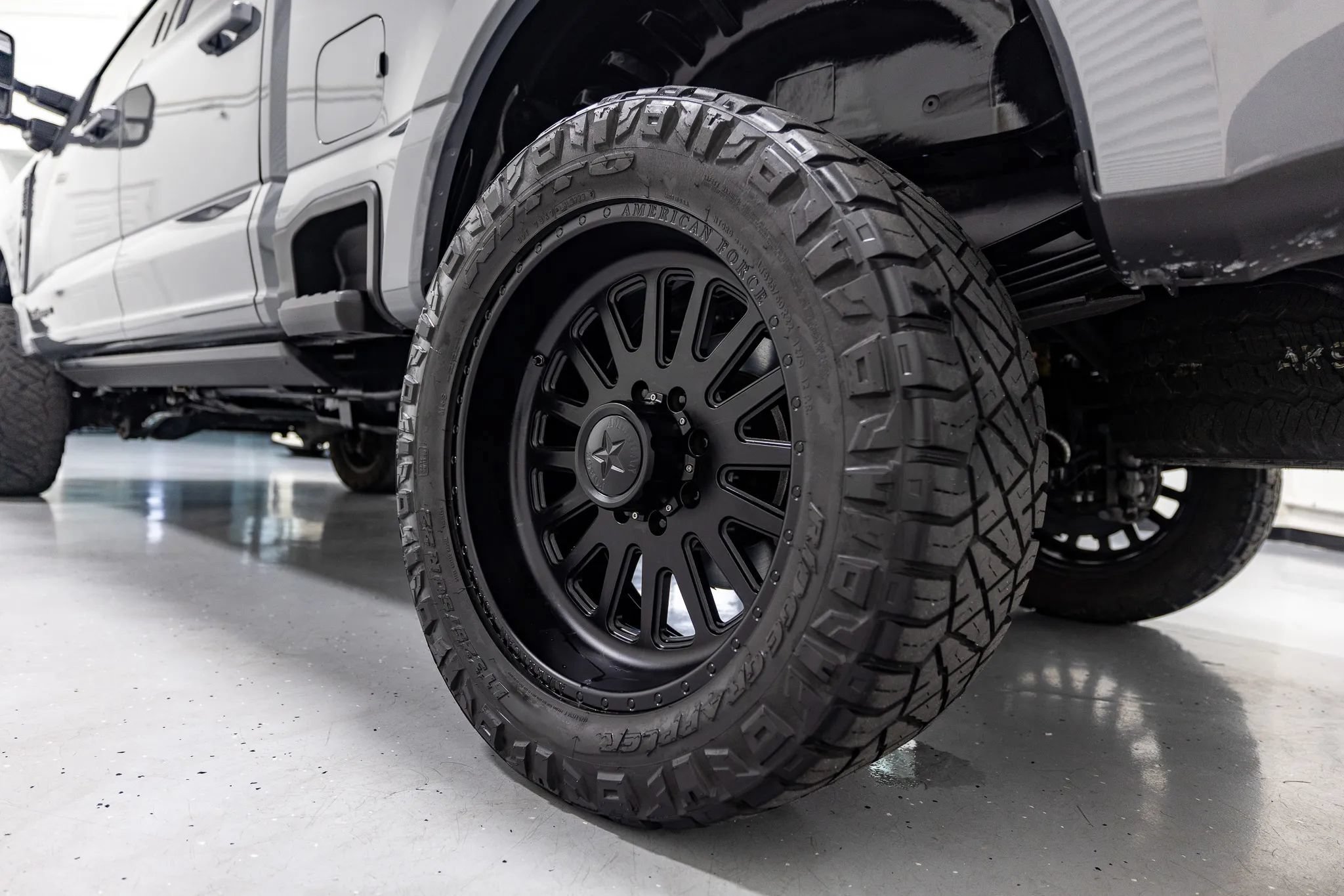 Used 2024 Ford F250 Platinum AWD/4WD image 17