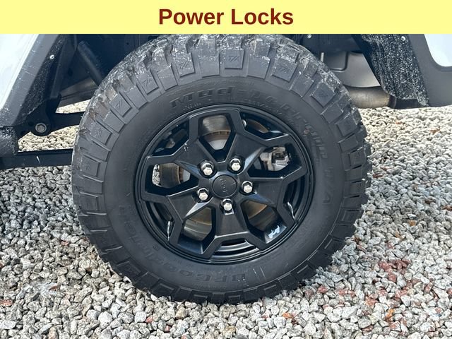 Used 2021 Jeep Gladiator Sport AWD/4WD image 9