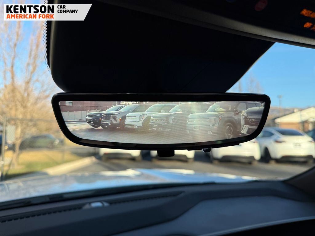 Used 2025 Cadillac Escalade Premium Luxury image 34