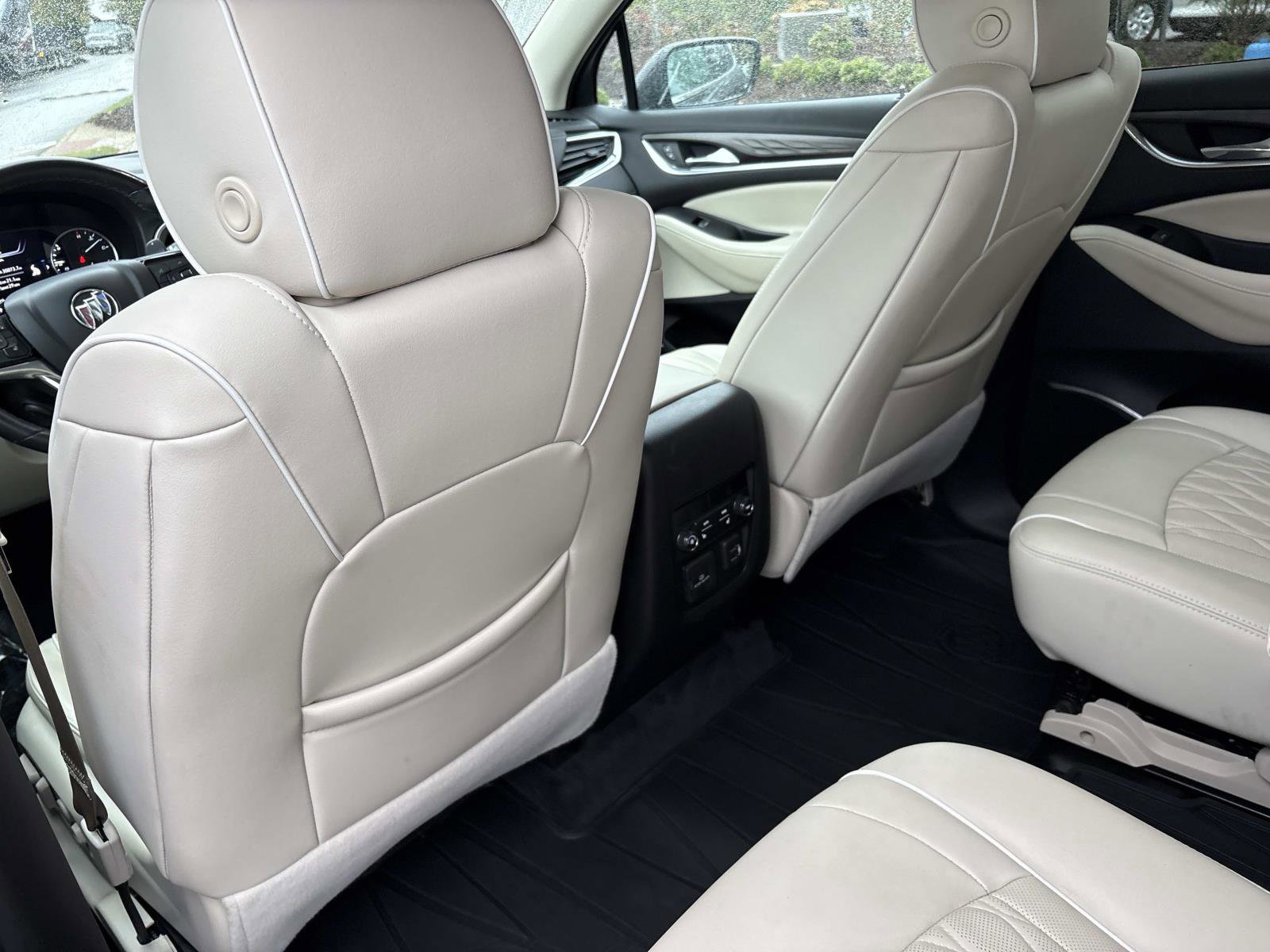 Certified 2023 Buick Enclave Avenir w/ Avenir Technology Package image 29