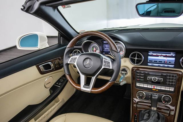 Used 2013 Mercedes-Benz SLK 250 SLK250 image 4