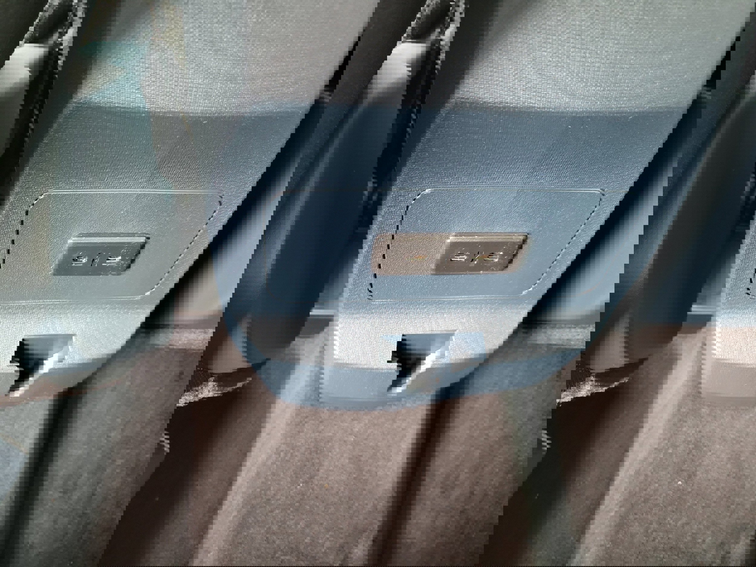 New 2025 Ford Maverick XL image 13