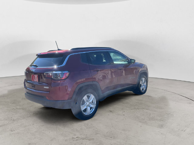 Used 2022 Jeep Compass Latitude AWD/4WD image 5