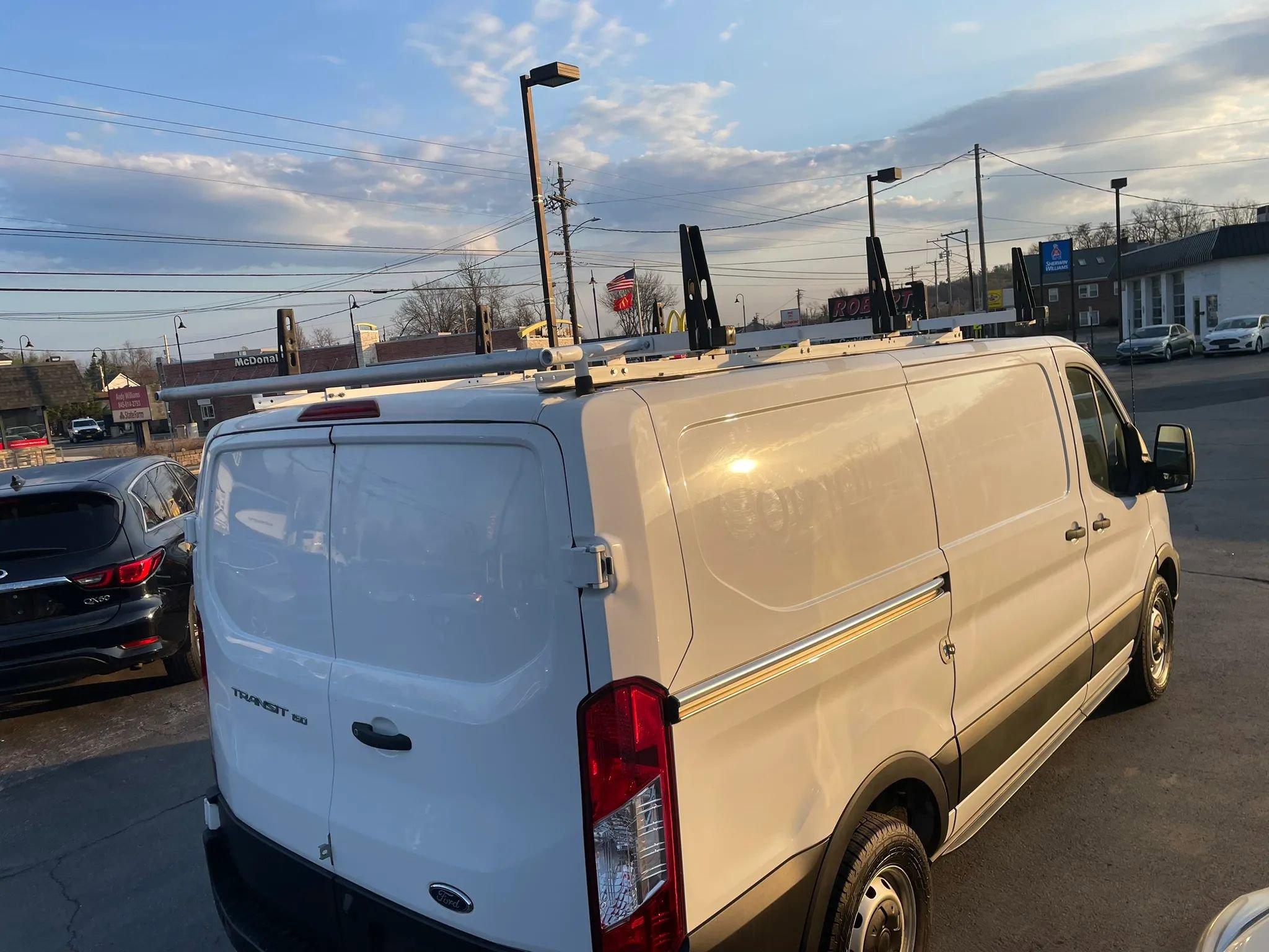 Used 2020 Ford Transit 150 Low Roof RWD image 6