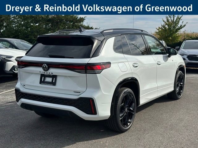 New 2026 Volkswagen Tiguan SE R-Line image 7