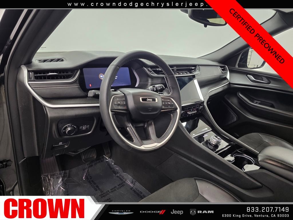 Certified 2023 Jeep Grand Cherokee L Laredo image 24