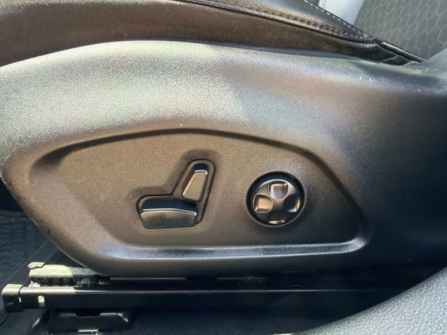 Used 2017 Jeep Compass Latitude w/ Popular Equipment Group FWD image 19