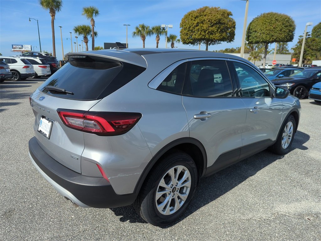 Used 2023 Ford Escape Active image 6