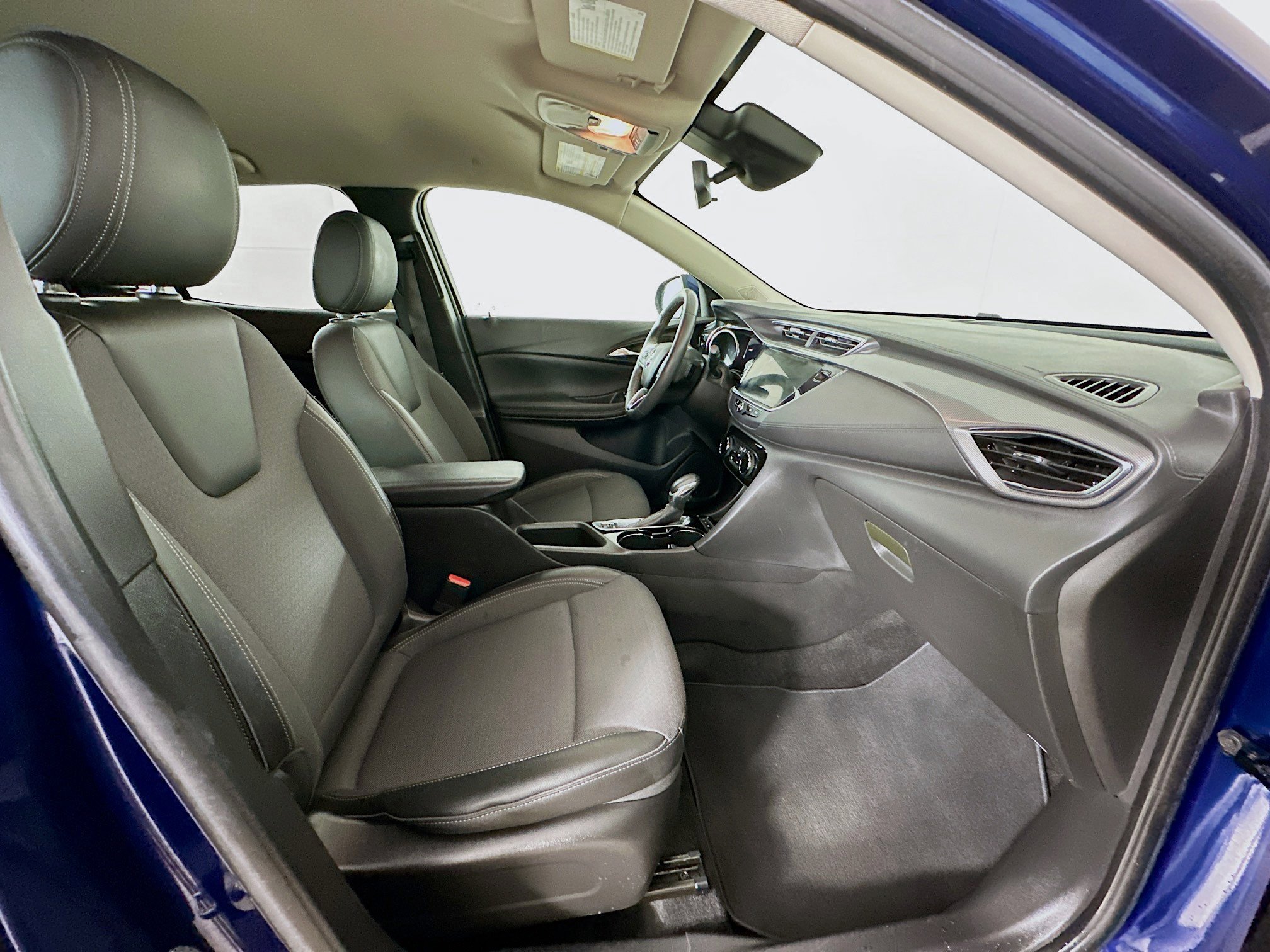 Used 2023 Buick Encore GX Preferred w/ Cold Weather Comfort Package image 29