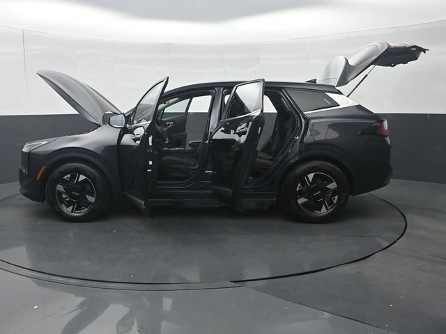 Used 2026 Kia Sportage LX FWD image 37