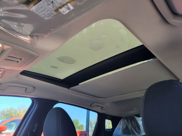 New 2026 Nissan Kicks SV w/ SV Premium Package image 28