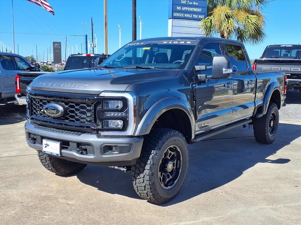 New 2026 Ford F250 XLT w/ XLT Premium Package AWD/4WD image 1