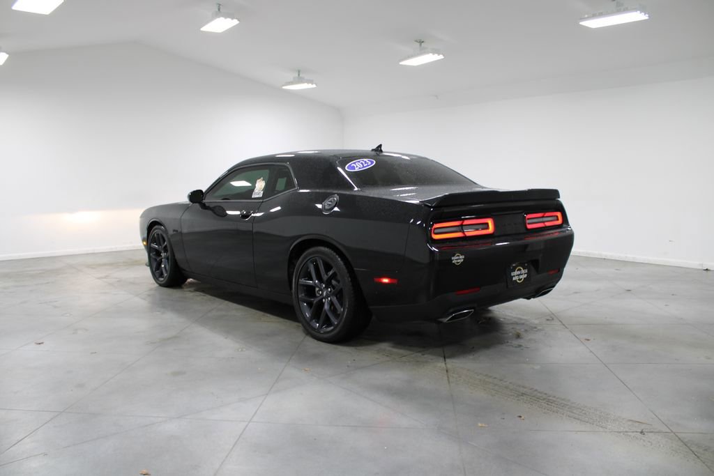 Used 2023 Dodge Challenger R/T w/ Blacktop Package image 7