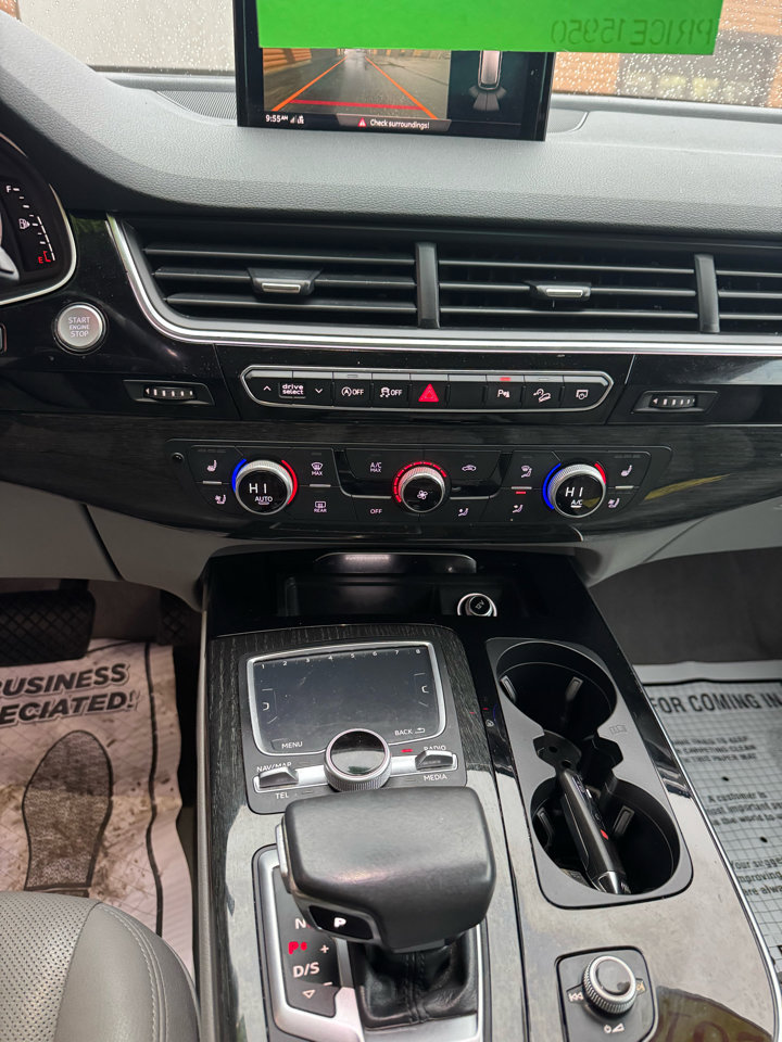 Used 2018 Audi Q7 3.0T Premium Plus w/ Premium Plus Package image 10