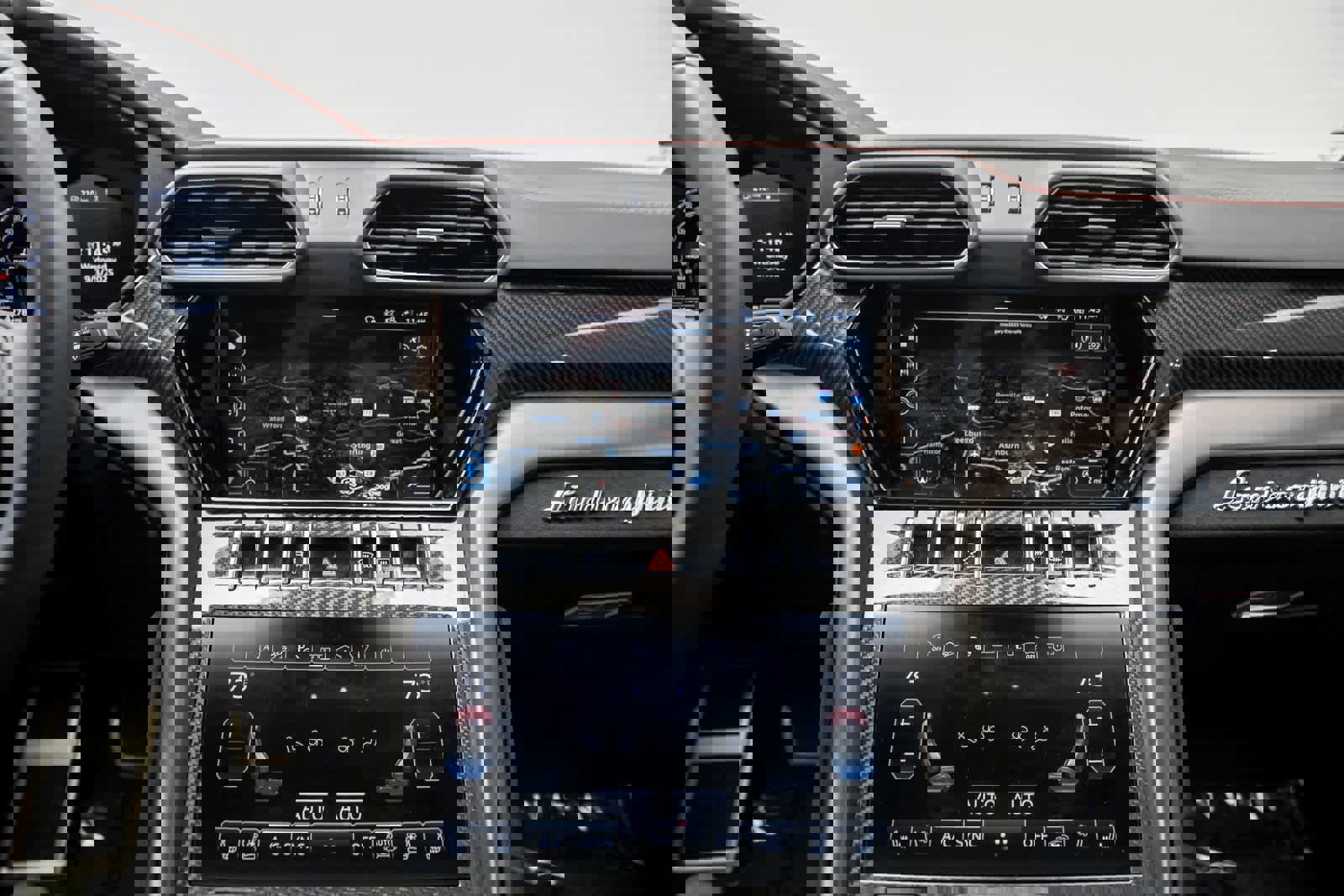 Used 2024 Lamborghini Urus Performante image 10