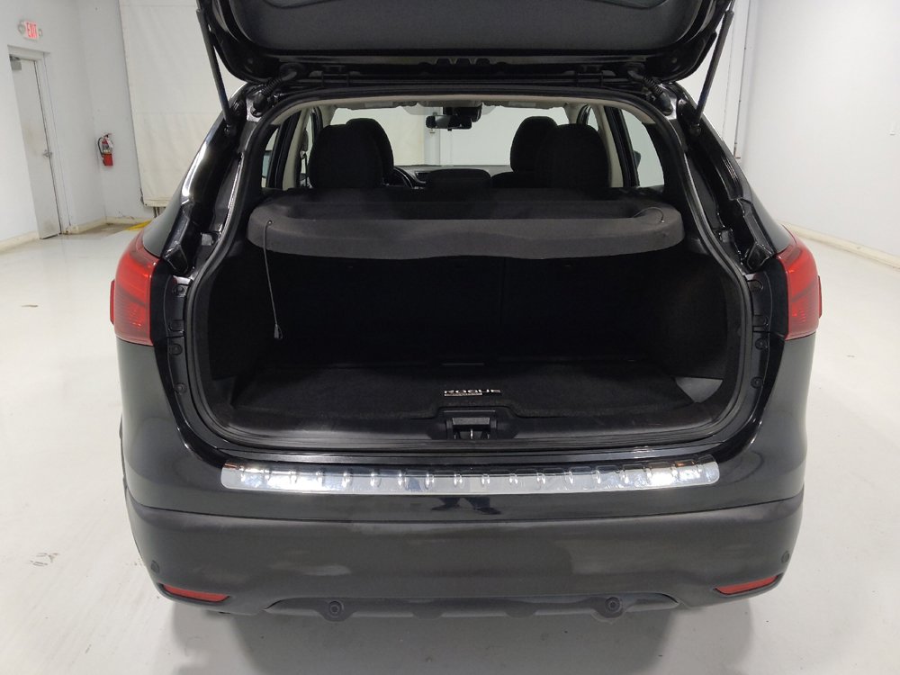 Used 2019 Nissan Rogue Sport SV w/ All-Weather Package AWD/4WD image 29