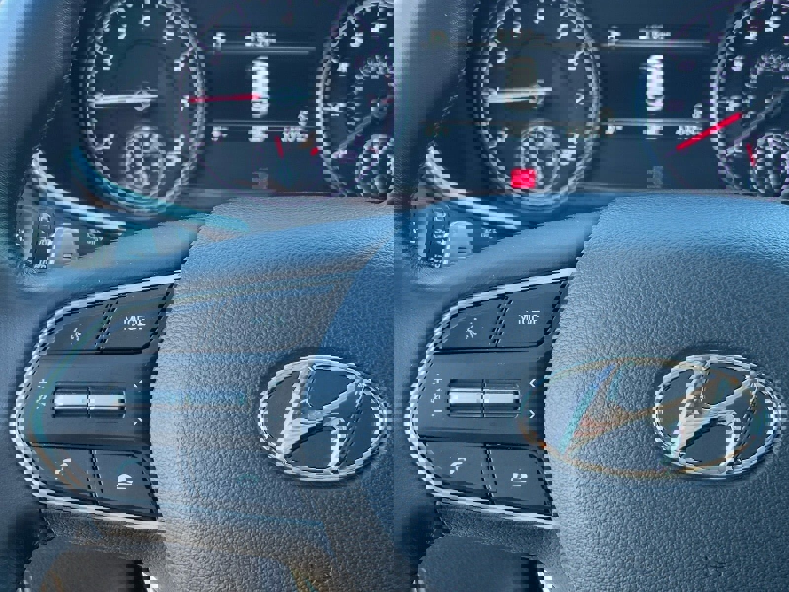 Used 2023 Hyundai Santa Fe SEL image 19