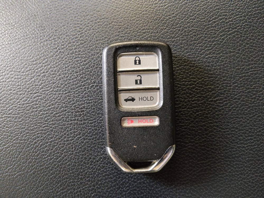 Used 2018 Honda Accord Sport image 32