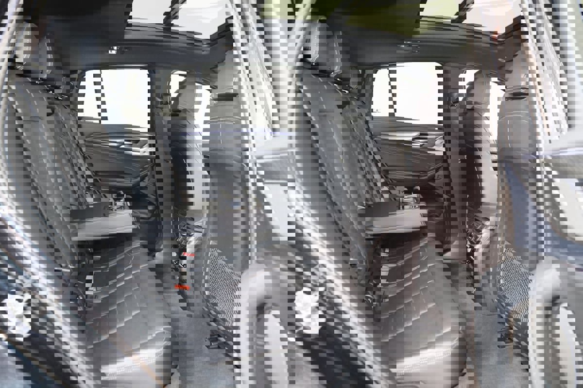 Used 2023 BMW X4 M40i w/ Premium Package image 14