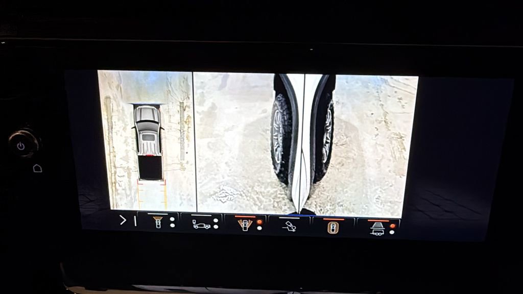 Used 2024 GMC Sierra 1500 AT4 w/ AT4 Premium Package image 39