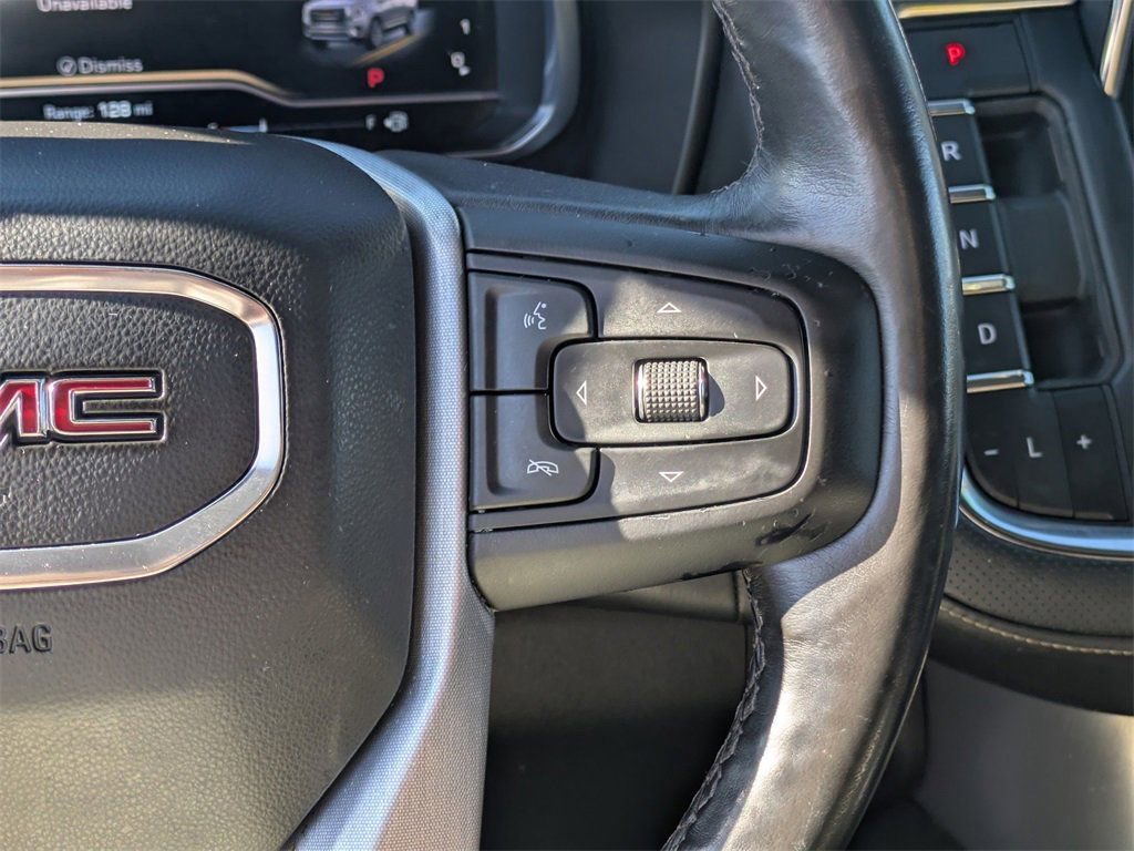 Used 2022 GMC Yukon SLT w/ SLT Premium Package image 12