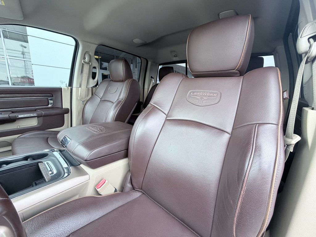 Used 2018 RAM 1500 Laramie Longhorn RWD image 21