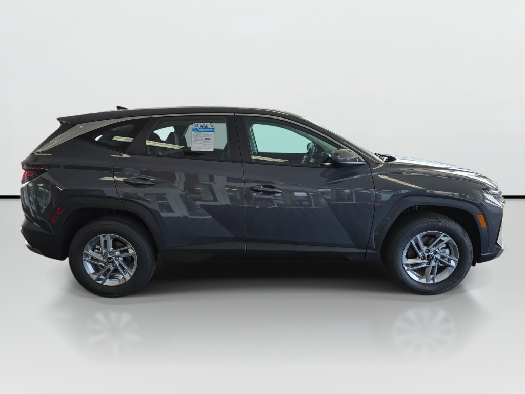 New 2026 Hyundai Tucson SE AWD/4WD image 2