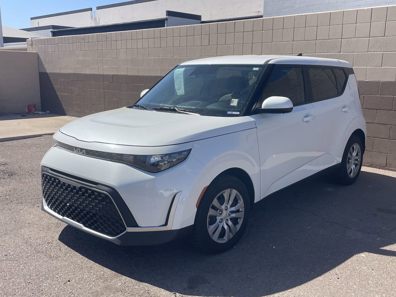 Used 2024 Kia Soul LX FWD image 4