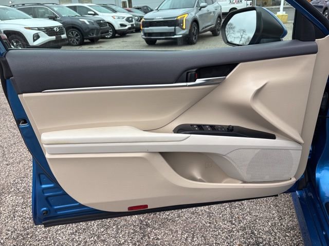 Used 2020 Toyota Camry LE w/ Fleet Convenience Package image 13