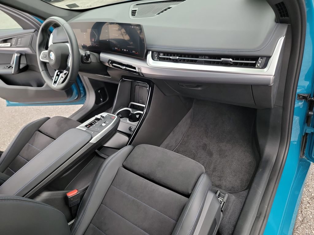 Certified 2025 BMW X1 xDrive28i w/ M Sport Package image 13
