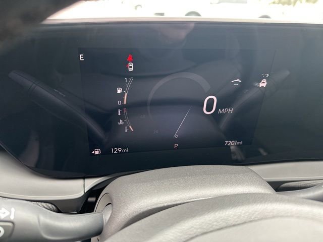 Used 2025 Buick Envista Avenir image 19