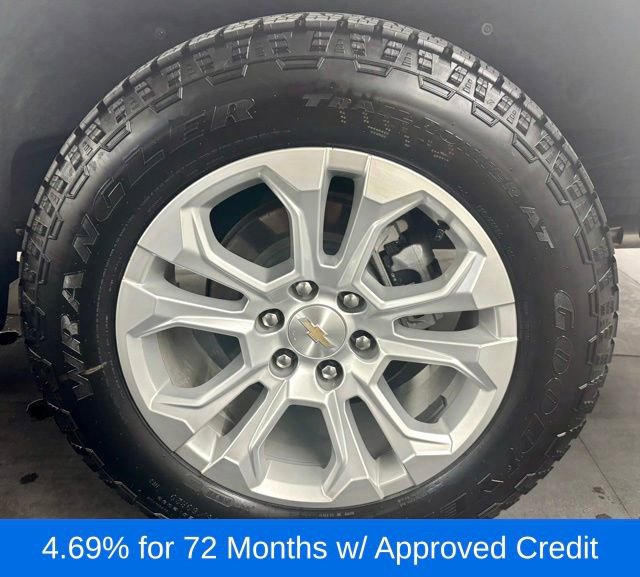 Used 2024 Chevrolet Silverado 1500 LTZ w/ LTZ Convenience Package II AWD/4WD image 9