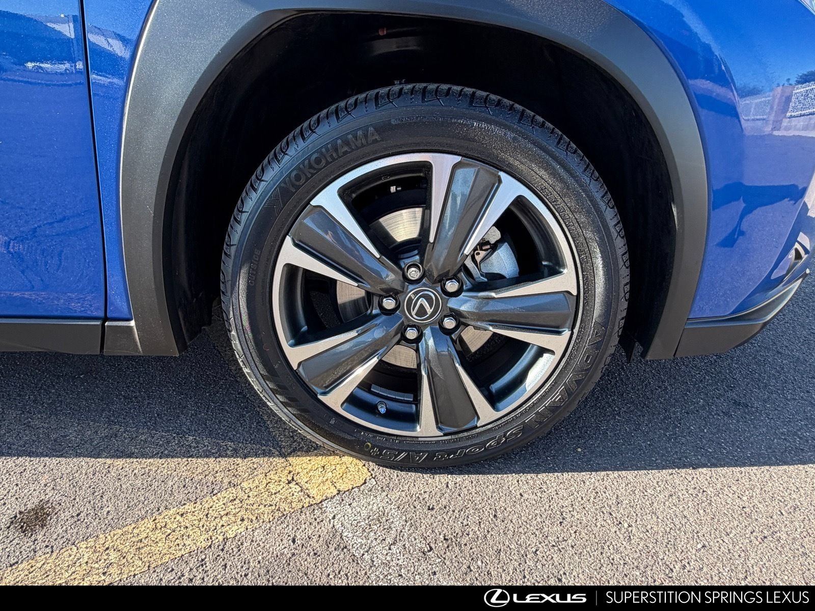 Certified 2024 Lexus UX 250h FWD image 11