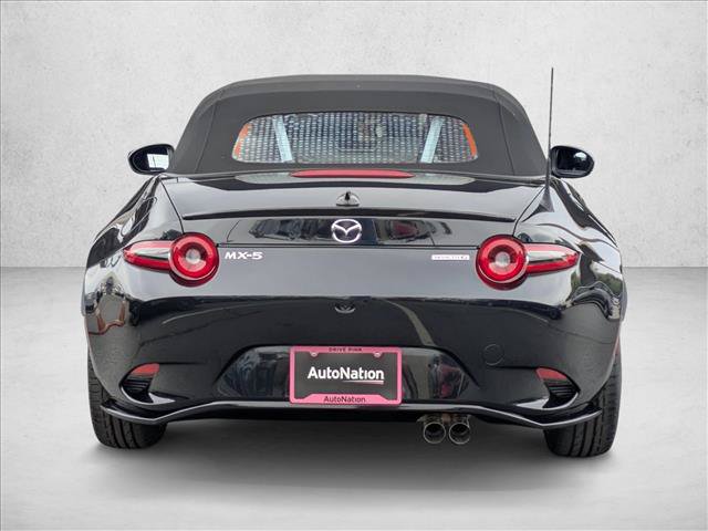 New 2026 MAZDA MX-5 Miata Club w/ Appearance Package RWD image 9