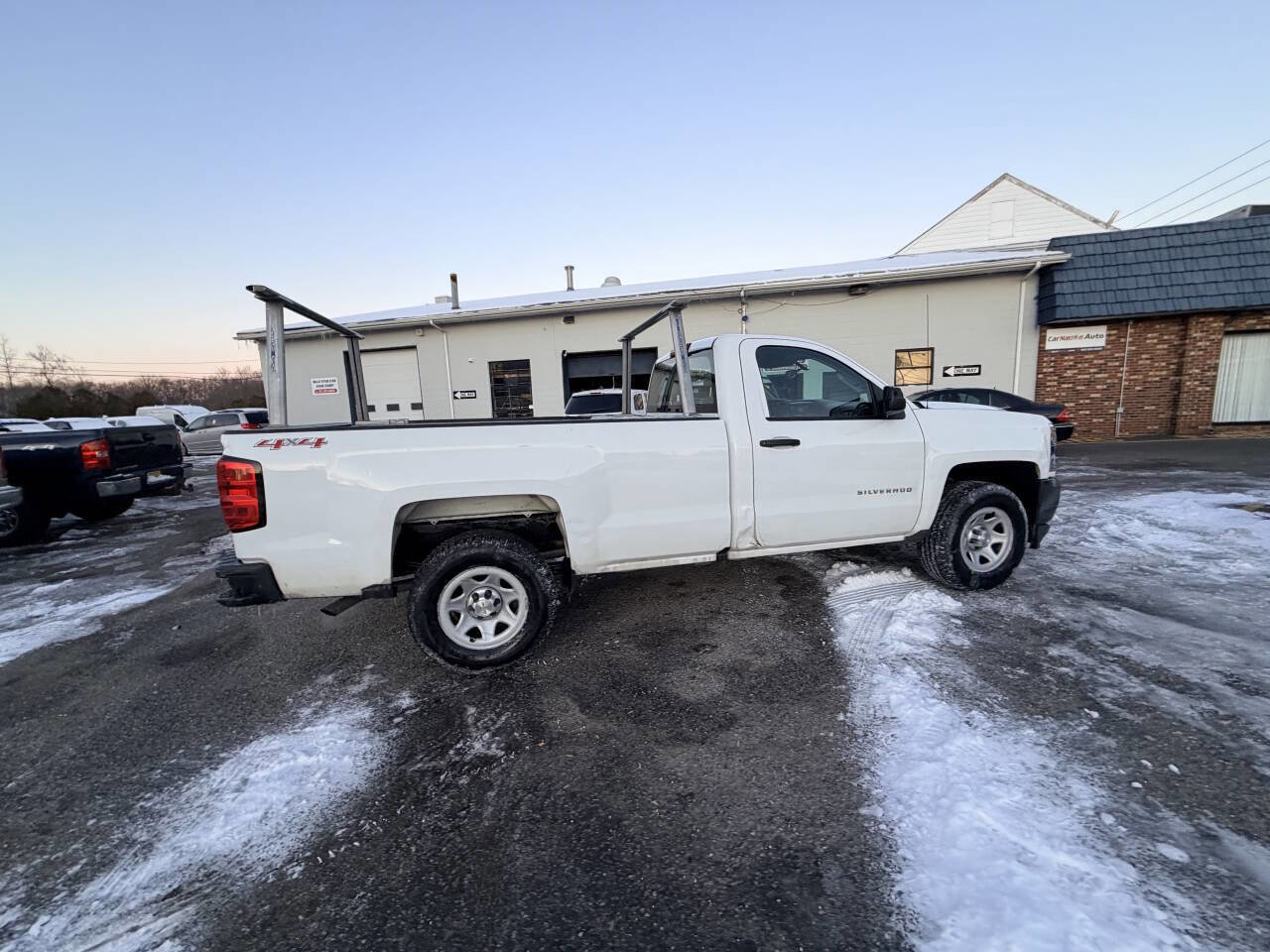 Used 2017 Chevrolet Silverado 1500 W/T w/ Trailering Package image 10