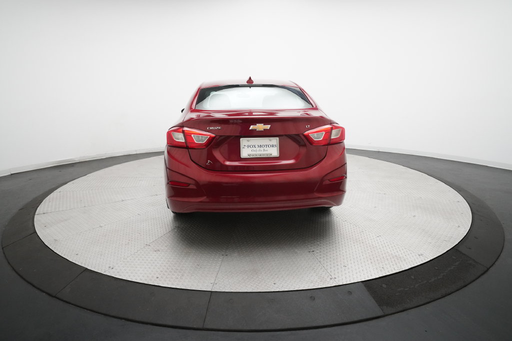 Used 2018 Chevrolet Cruze LT w/ Convenience Package FWD image 25