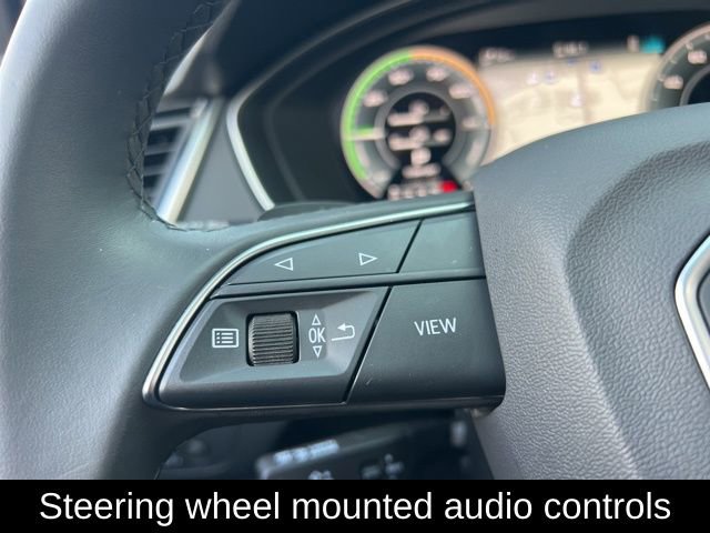 Used 2024 Audi Q5 e Premium Plus w/ Premium Plus Package image 14