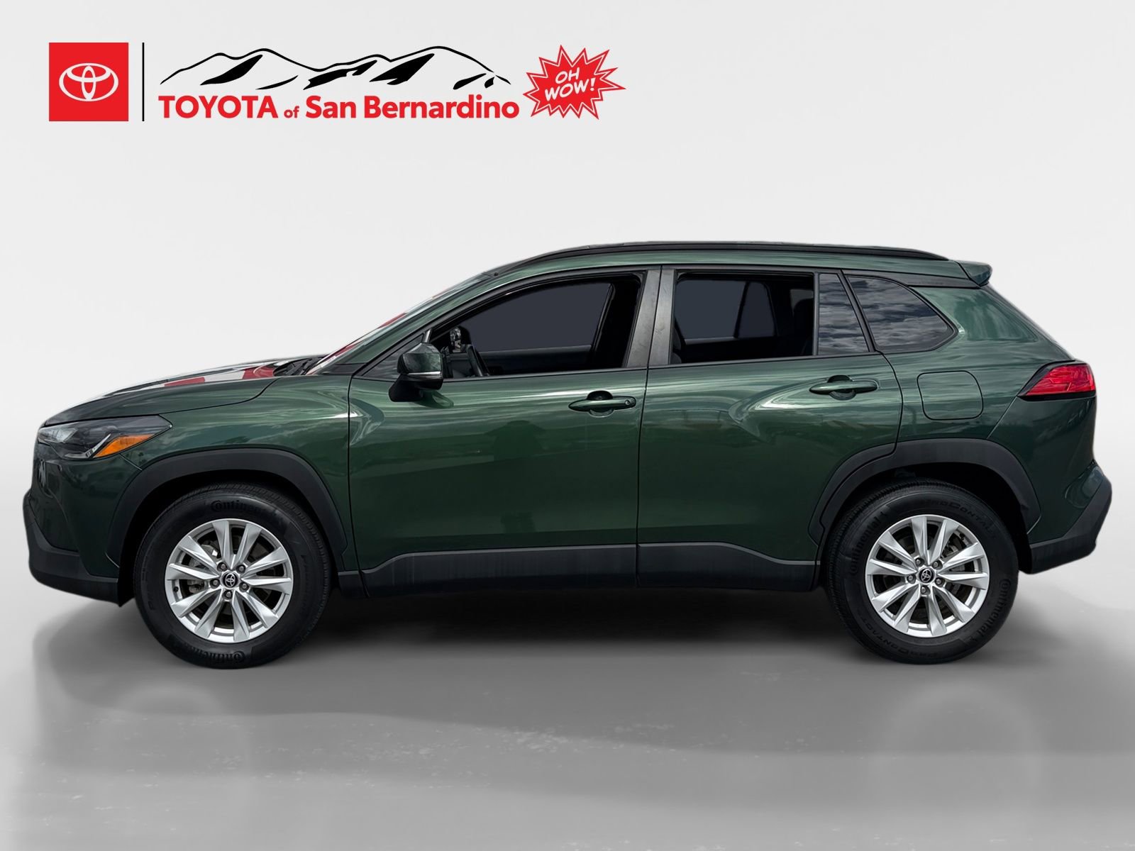 Certified 2023 Toyota Corolla Cross LE AWD/4WD image 2