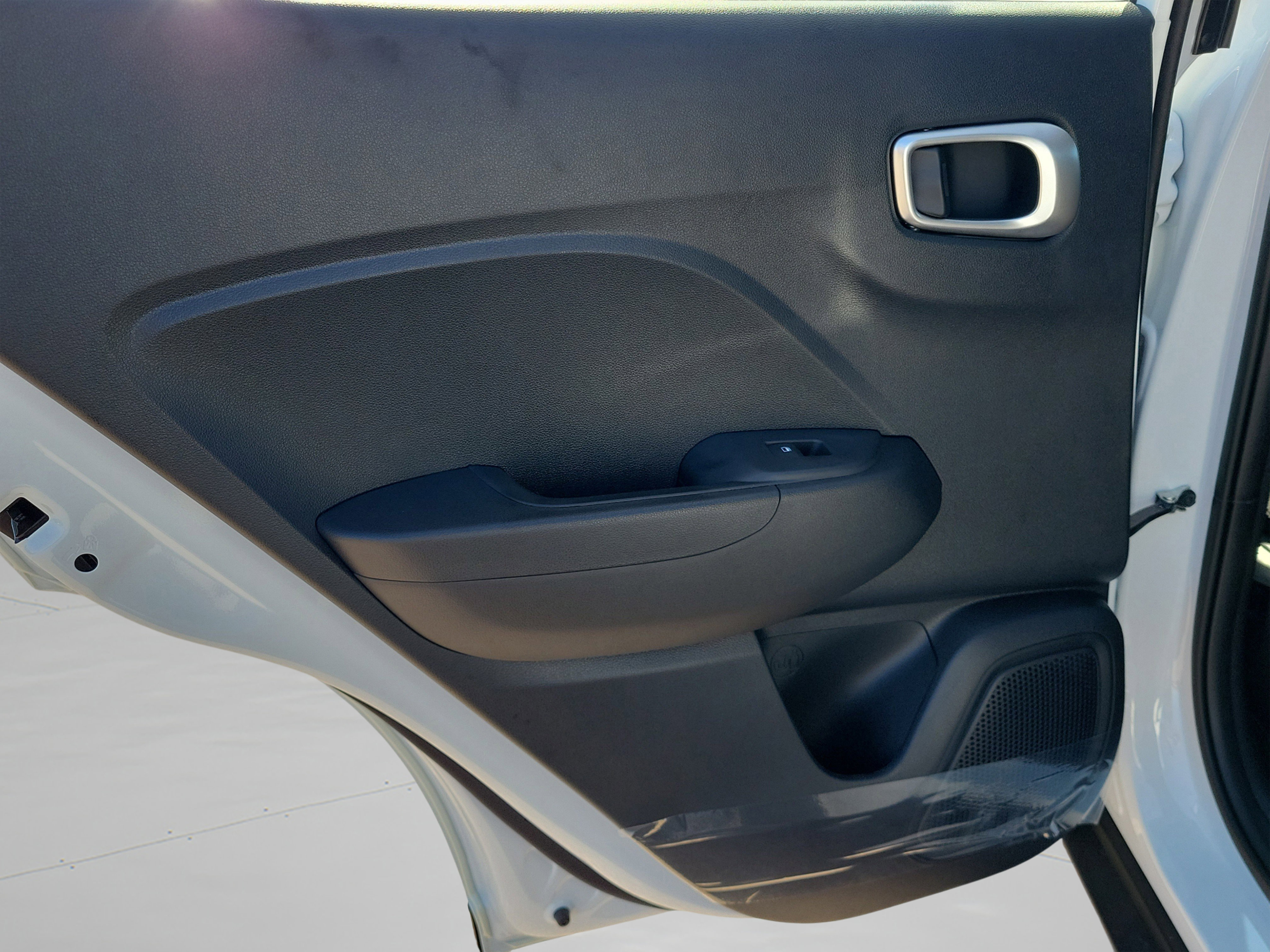 New 2026 Hyundai Venue SE image 9