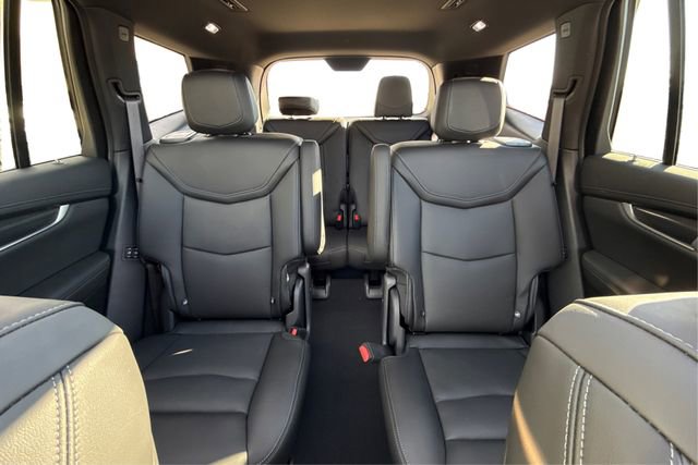 Used 2024 Cadillac XT6 Sport image 14