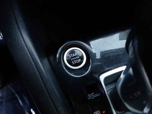 Used 2021 Nissan Versa SV FWD image 15