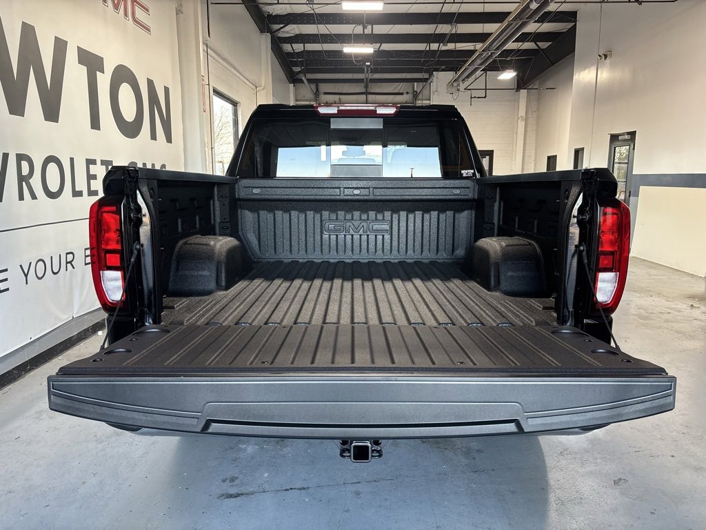 New 2026 GMC Sierra 1500 SLE image 32