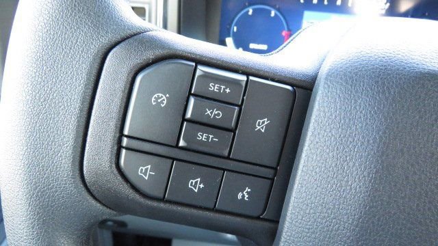 New 2026 Ford F250 XLT w/ XLT Premium Package image 25