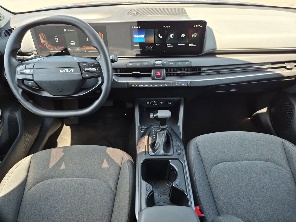 Used 2025 Kia K4 FWD image 26
