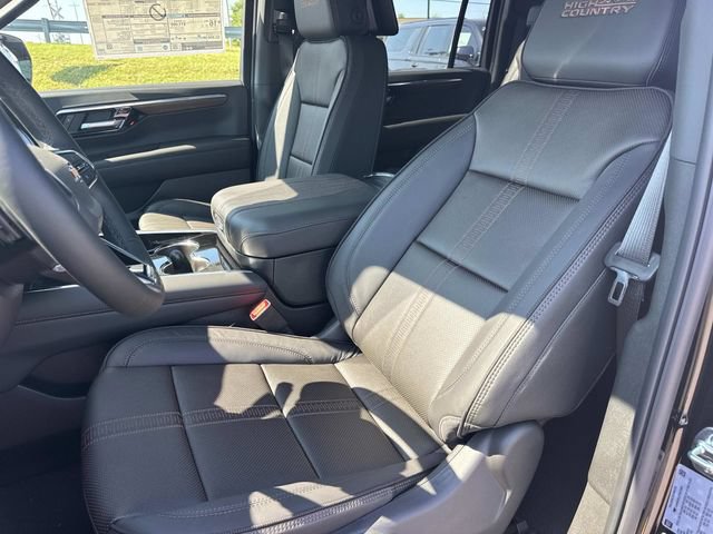 New 2026 Chevrolet Suburban High Country AWD/4WD image 29