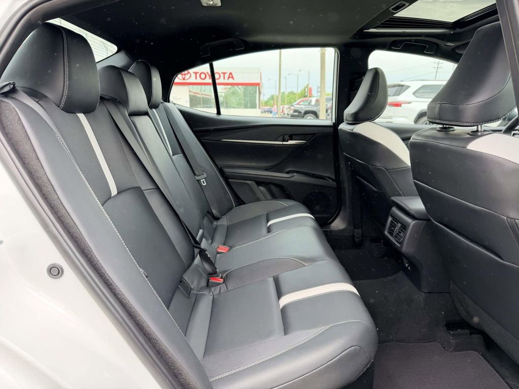 Certified 2025 Toyota Camry SE w/ Convenience Package FWD image 15