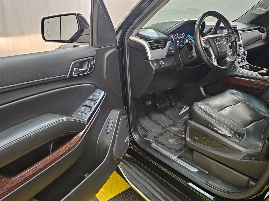 Used 2017 GMC Yukon SLT w/ Open Road Package image 20